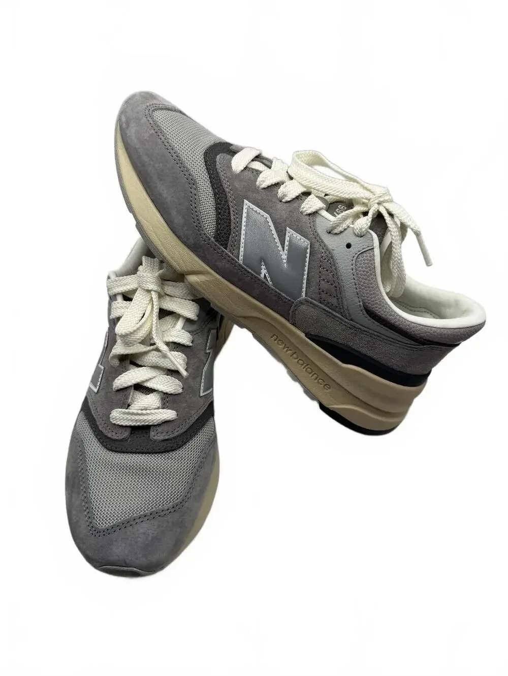 New Balance 997R Grey/Gray Women's Sneakers Size 10.5